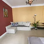 Poznanska Street Apartamento