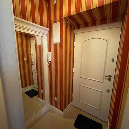 Poznanska Street Apartment Warsaw