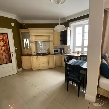 Poznanska Street * Warsaw